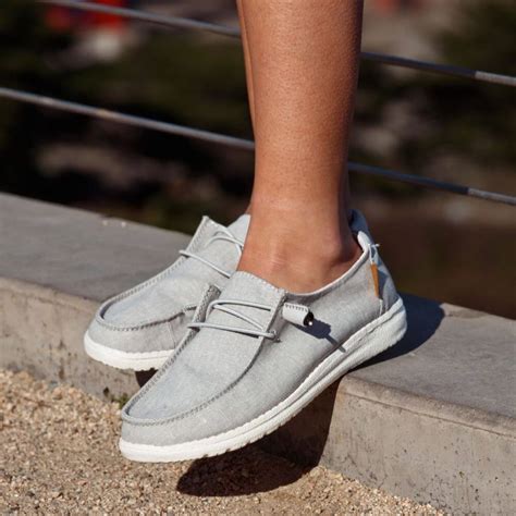 light gray shoes for women.